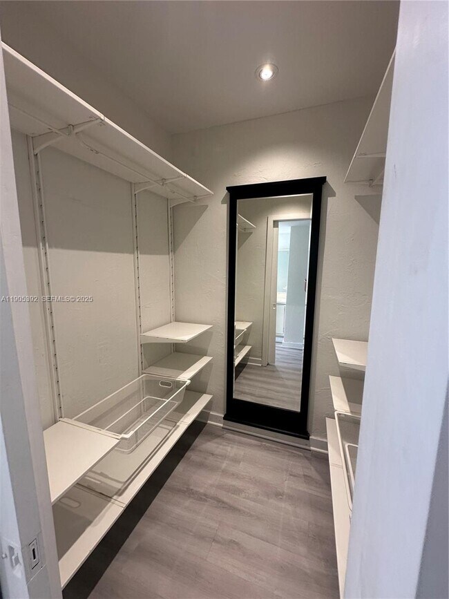 Building Photo - 7505 SW 82nd St