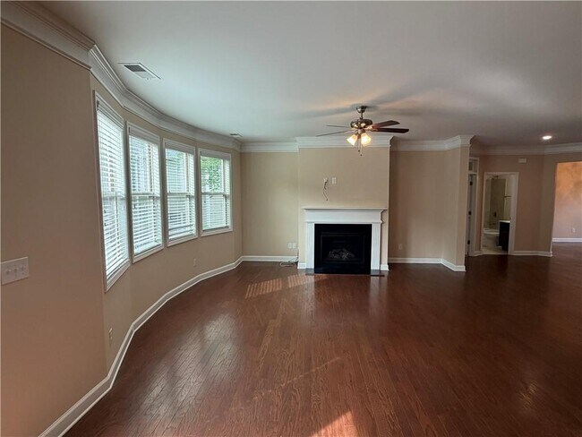 Building Photo - 4525 Highfield Dr