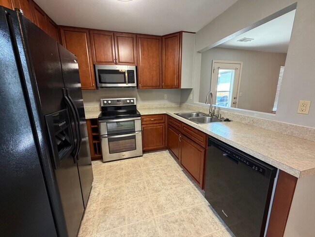 Building Photo - 16258 Hailey Ln