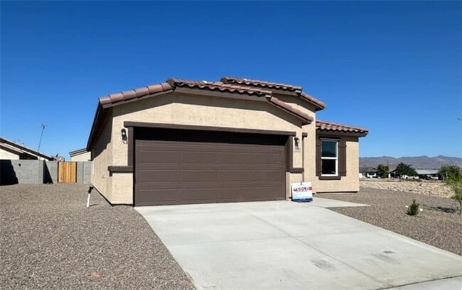 Building Photo - 3393 N Yavapai St