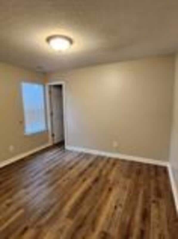 Building Photo - 404 Dunmurry Pl