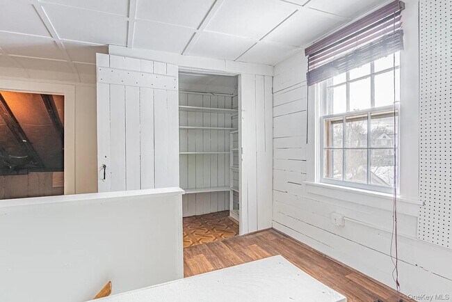 Building Photo - 3 NY-343