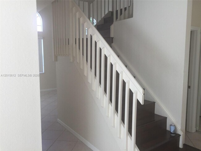 Building Photo - 15964 NW 12th Ct