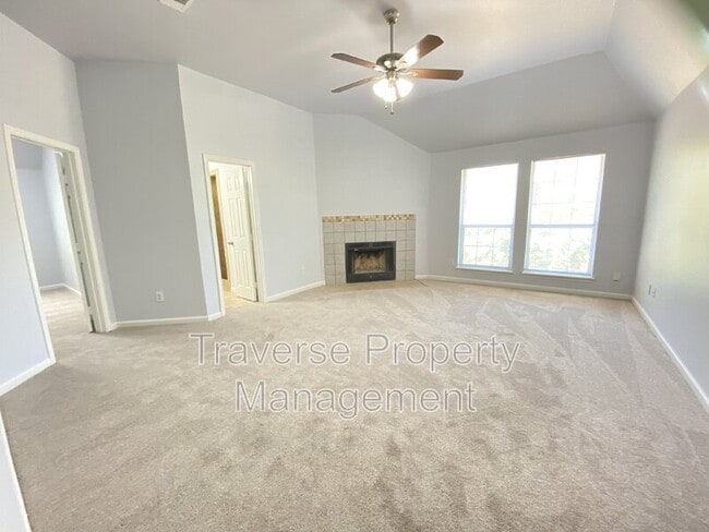 Building Photo - 903 Freshwood Ct