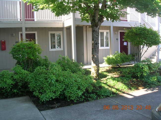 Building Photo - Witherspoon Court Apartments