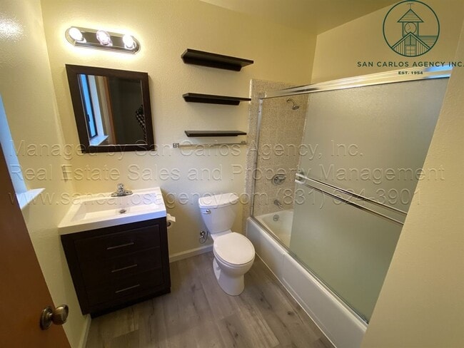 Building Photo - Three Bed Three Bath Home Walkable to Downtown Monterey