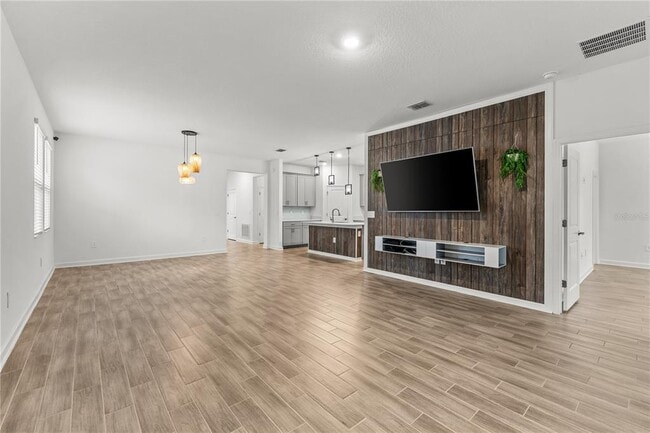 Building Photo - 11409 Rhyme Ave