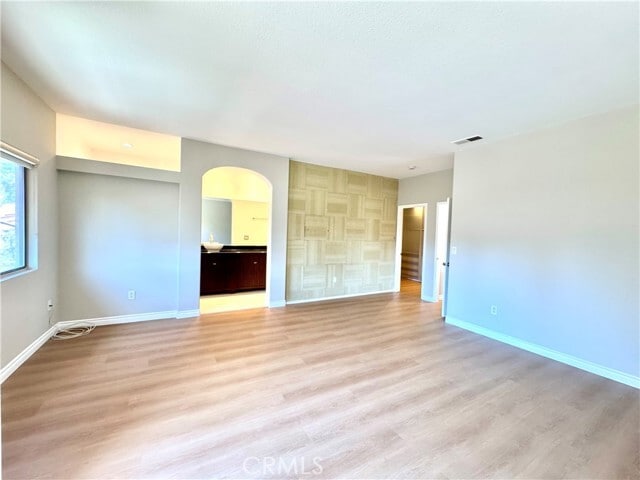 Building Photo - 2072 Villa Del Lago Dr