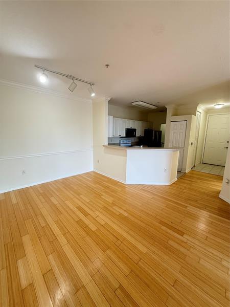 Building Photo - 4404 SW 160th Ave