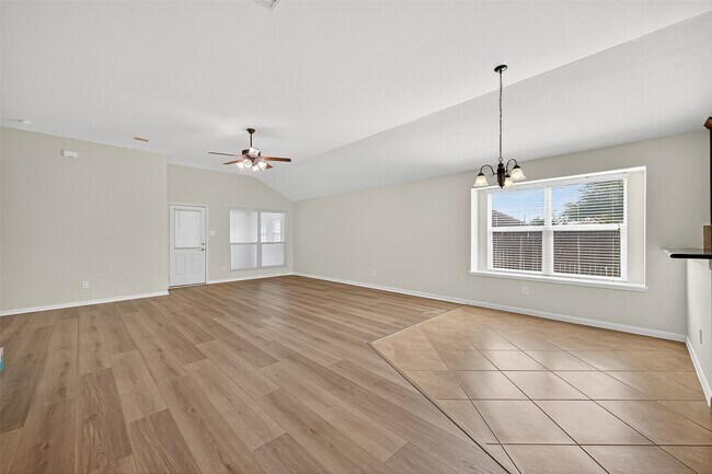 Building Photo - 22202 Thresher Ct