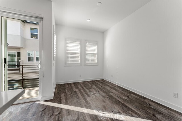 Building Photo - 1415 W Cara Dr