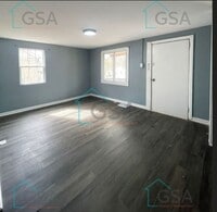 Building Photo - 2 Bedroom 1 Bath MOVE IN SPECIAL 1/2 FIRST MONTHS RENT