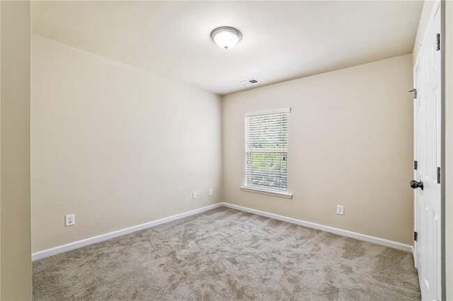 Building Photo - 771 Riverdance Dr