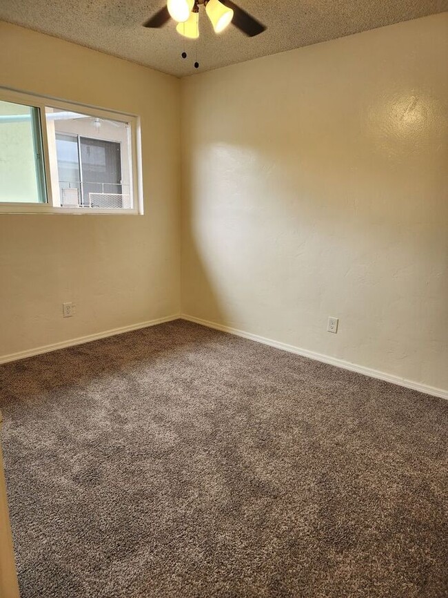 Building Photo - Spacious La Mesa 2BR/1BA unit ($500 off fi...