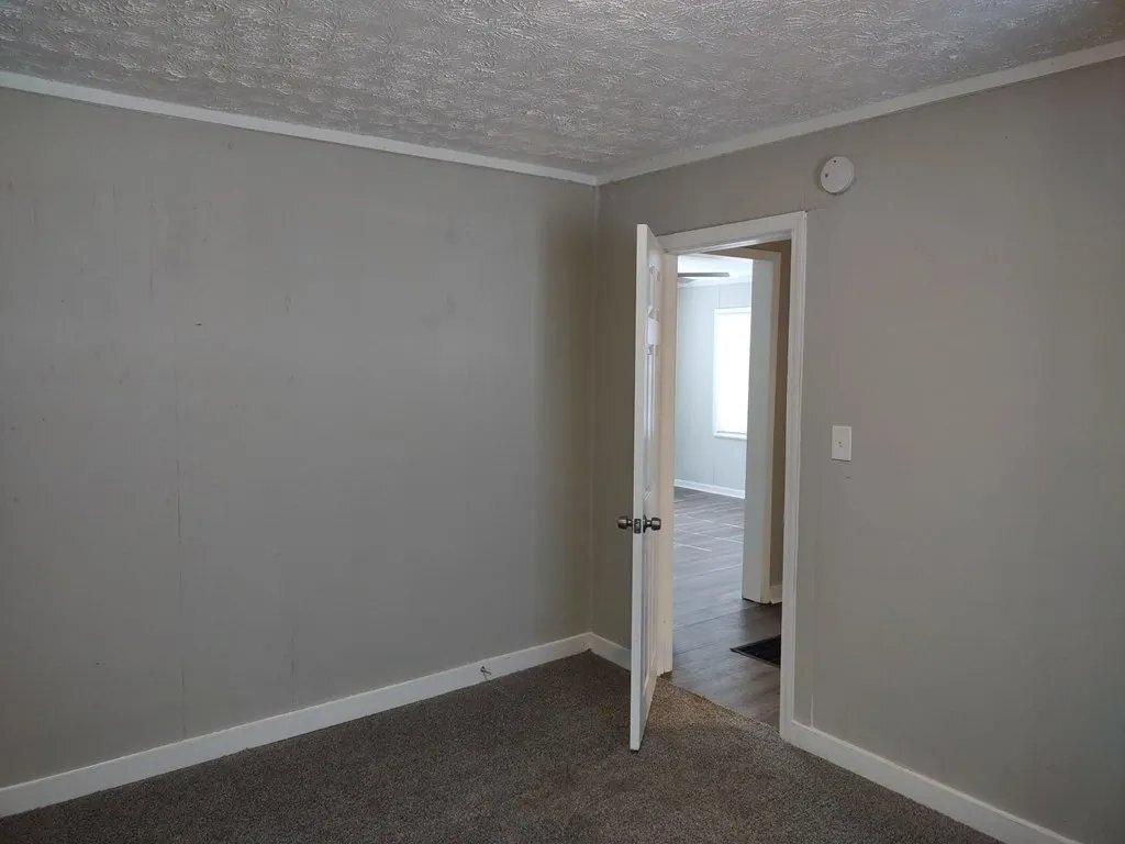 Building Photo - 513 Alford St