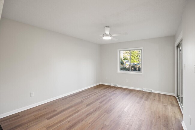 Building Photo - 3368 Montavesta Rd