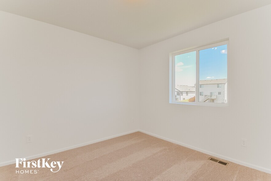 Building Photo - 6943 Akela Ln