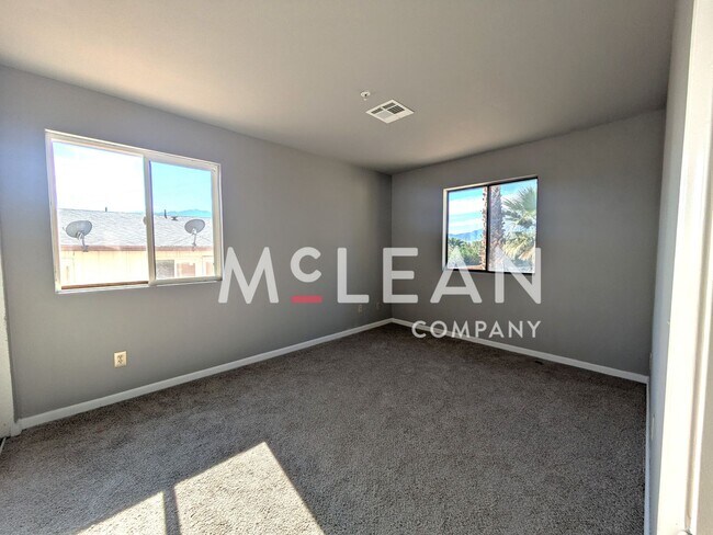 Building Photo - *Move in Special* Three Bedroom Home in Desert Hot Springs