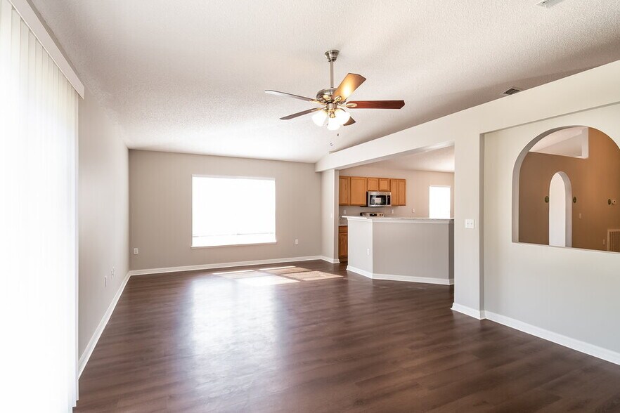 Building Photo - 3610 Braeden Ct