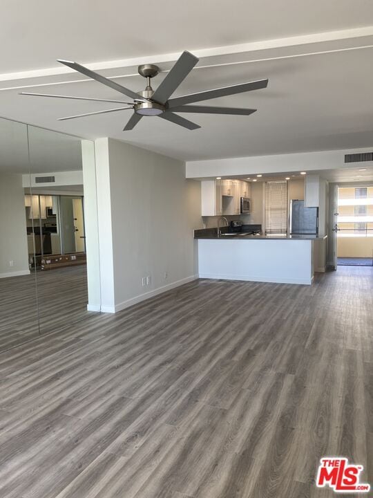 Building Photo - 4314 Marina City Dr