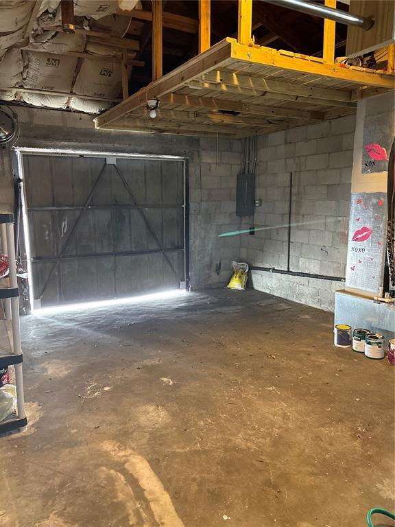 Building Photo - 2919 12th Ave N