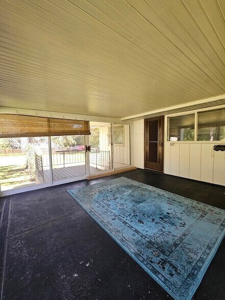 Building Photo - 1468 N Alto Vista