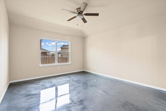 Building Photo - 12220 Walter Vaughn Dr