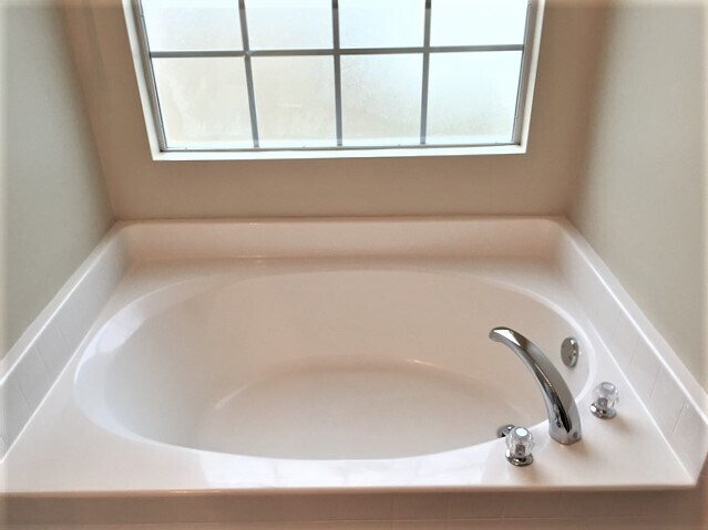 Building Photo - 11 Escapade Lane