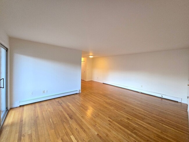 Building Photo - Updated, spacious 1st fl 1-bedroom/1-bathroom condominium with most utilities included & lots of ...