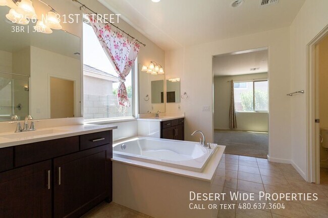 Building Photo - 3256 N 31st St