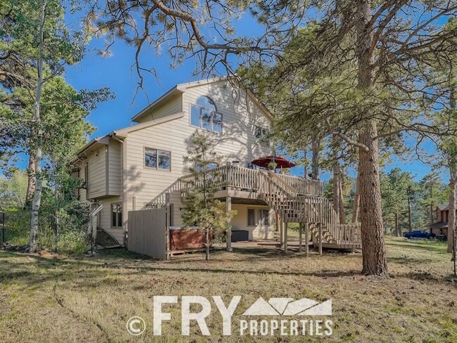 Building Photo - Luxury Rental in Beautiful Colorado Foothills
