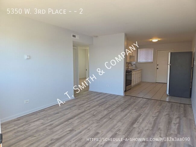 Building Photo - 5350 W 3rd Pl