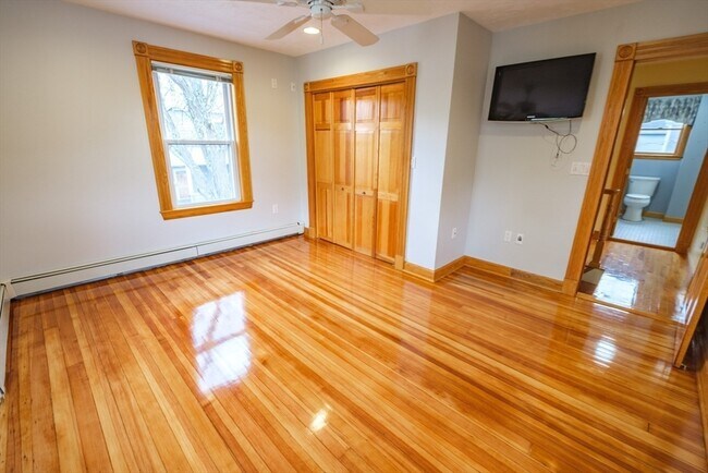 Building Photo - 19 Faxon St