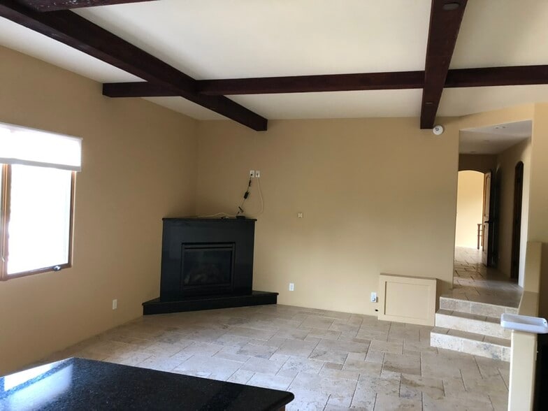 Living Room Area - 1817A Sheridan Rd