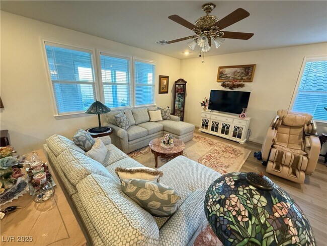 Building Photo - 10842 Gentle Crst Ave