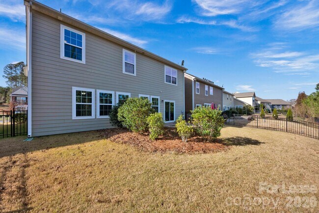 Building Photo - 132 Cherry Bark Dr
