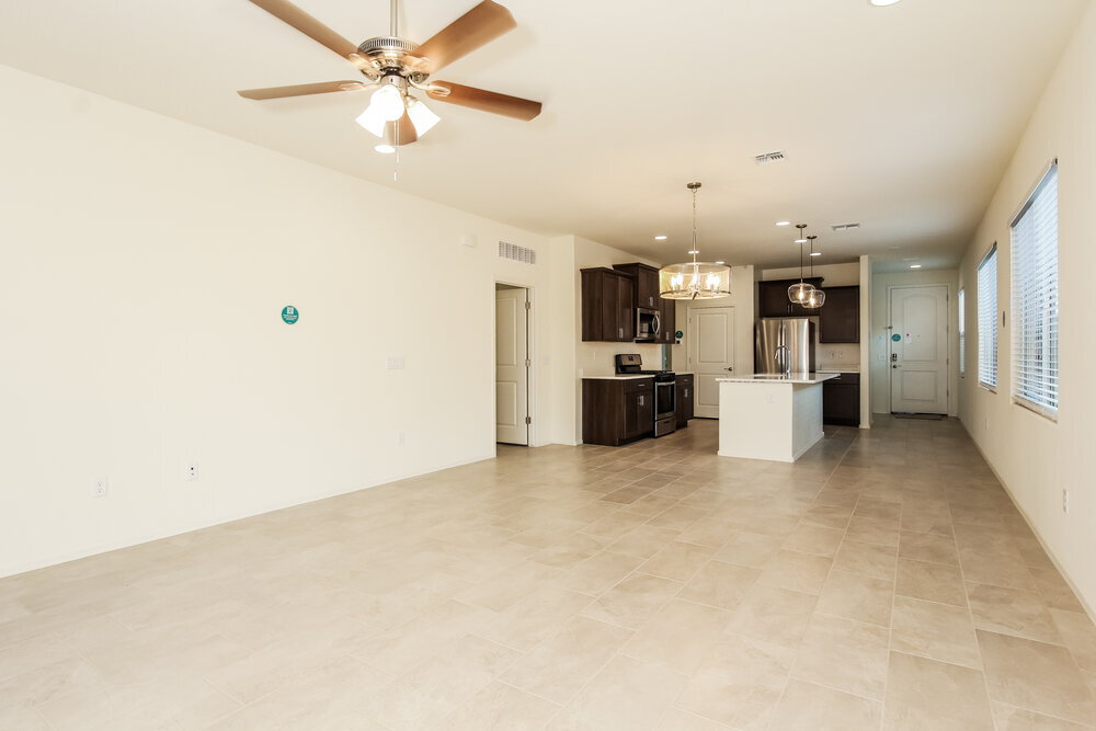 Building Photo - 6989 W Hedge Rose Dr