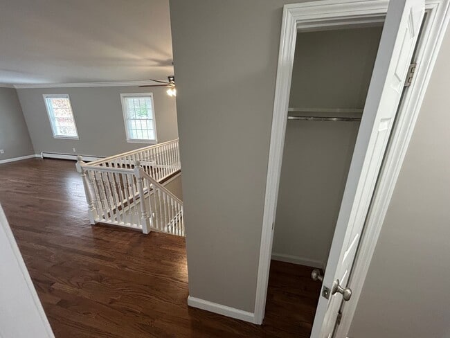 Building Photo - 3BR/2.5BA Home In Torrington