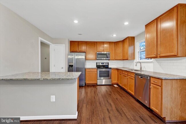 Building Photo - 1508 Lochaber Ct