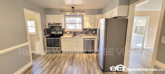 Building Photo - 5736 Avalon Woods Dr