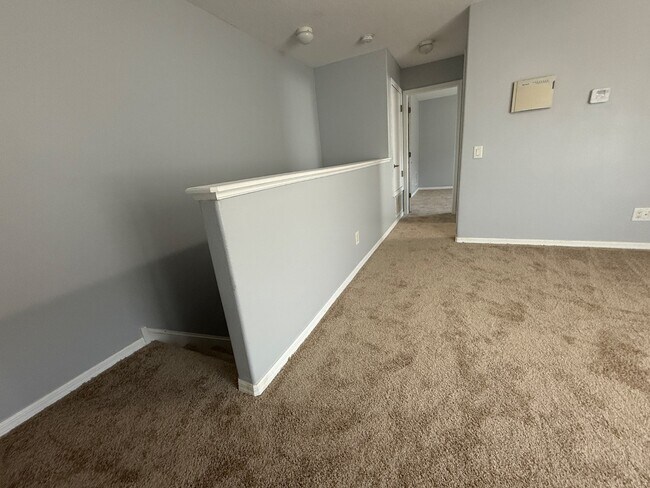 Building Photo - 3004 Downan Point Dr