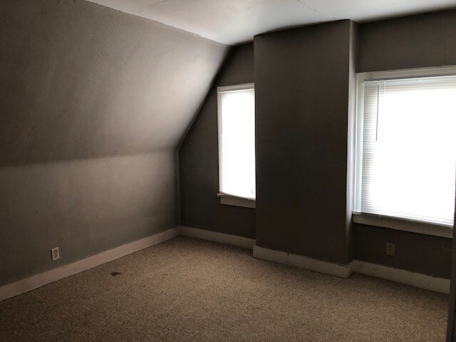 Building Photo - 410 Melrose Ct