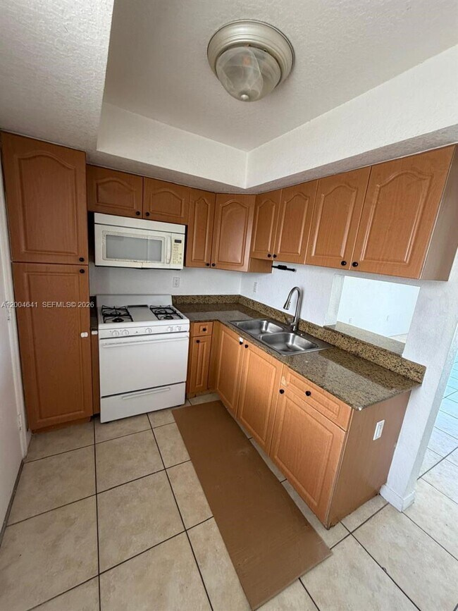 Building Photo - 7713 SW 88th St