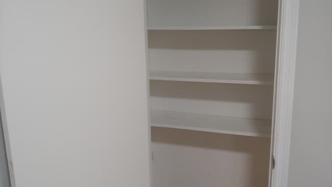 Interior Photo - Waters Edge Apartments