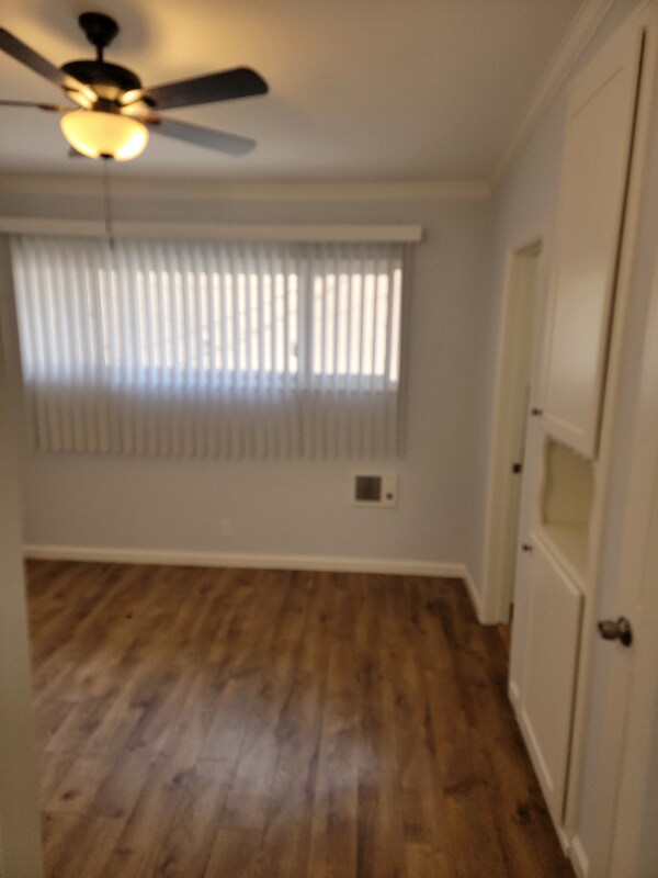 Building Photo - 3333 E Wilton St
