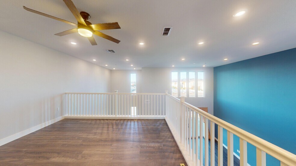 Building Photo - 44819 S Grimmer Blvd