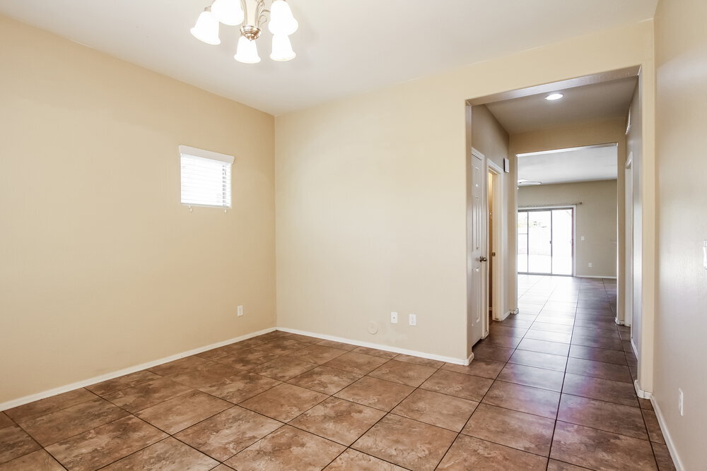 Building Photo - 7906 S 50th Dr