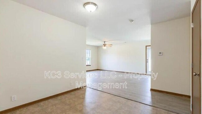 Building Photo - 307 Dauphine St
