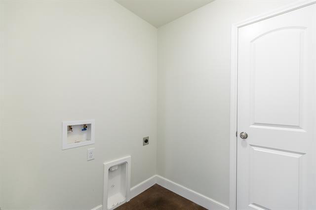 Building Photo - 246 Foxtrot Ln