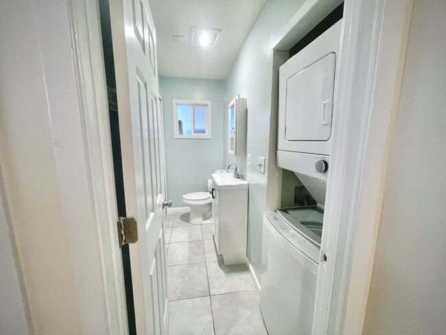 Building Photo - 26412 106th Ave SE